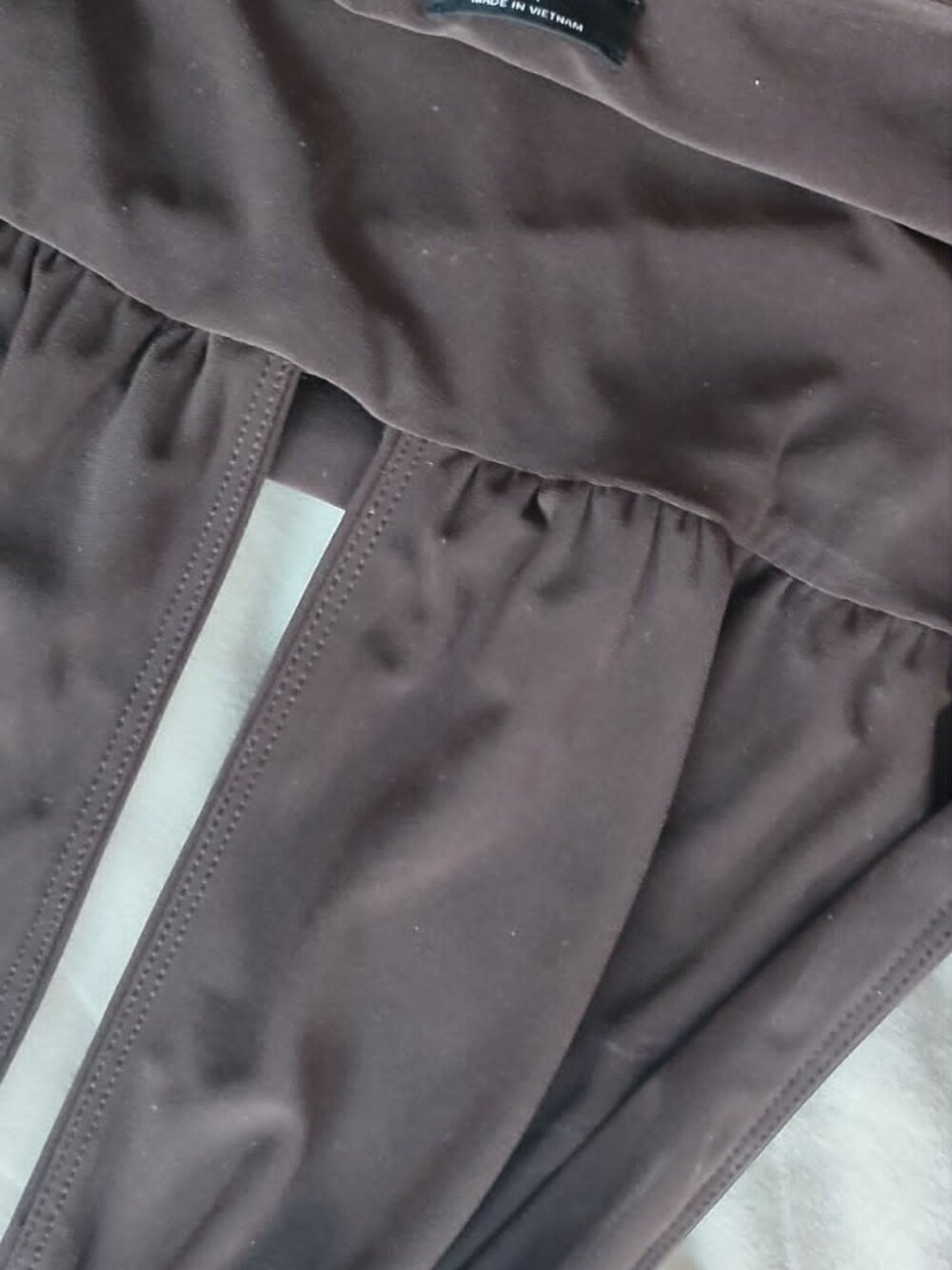 Aritzia Smooth Matter Odeum Halter Top M Brown - Picture 3 of 3